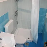 Laguna 64 * Izola